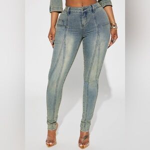 Moto Mayhem Mid Rise Stretch Skinny Jeans - Medium Wash